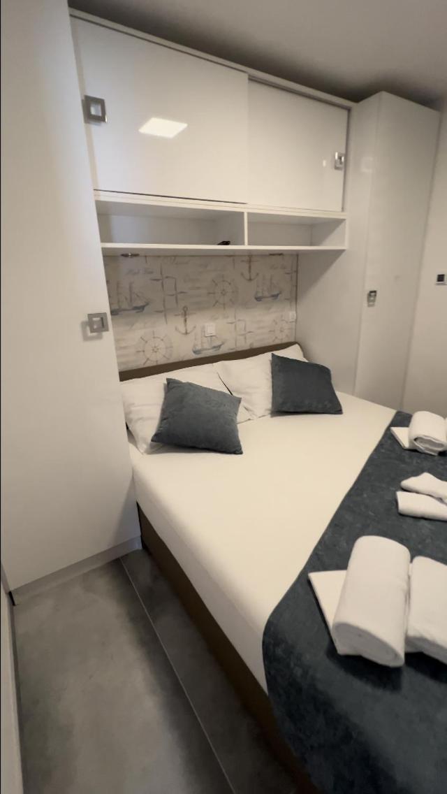 Mandy Apartman バスカ エクステリア 写真